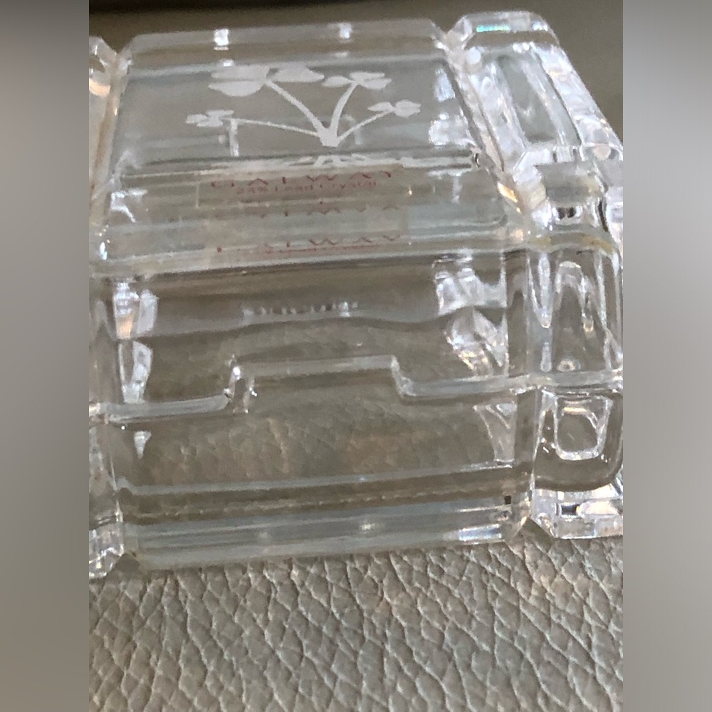 Galway Crystal Shamrock Square trinket box 24% lead crystal - Picture 8 of 15